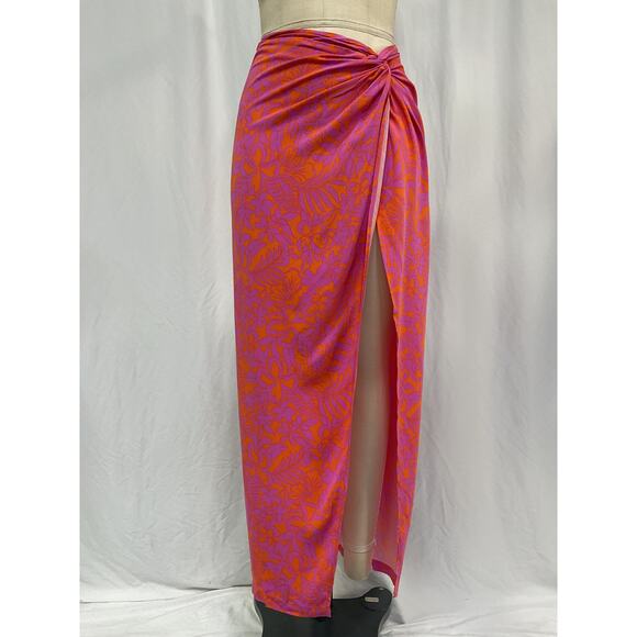 Lspace 'Mia' Pink Rayon Cover Up Skirt Size S - Picture 2 of 5